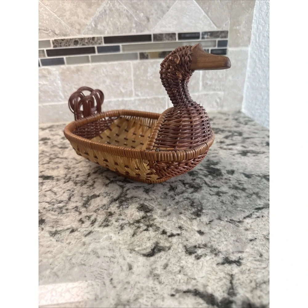 Vintage Wicker Duck Basket Woven Rattan Wood Beak Farmhouse Country Animal Boho